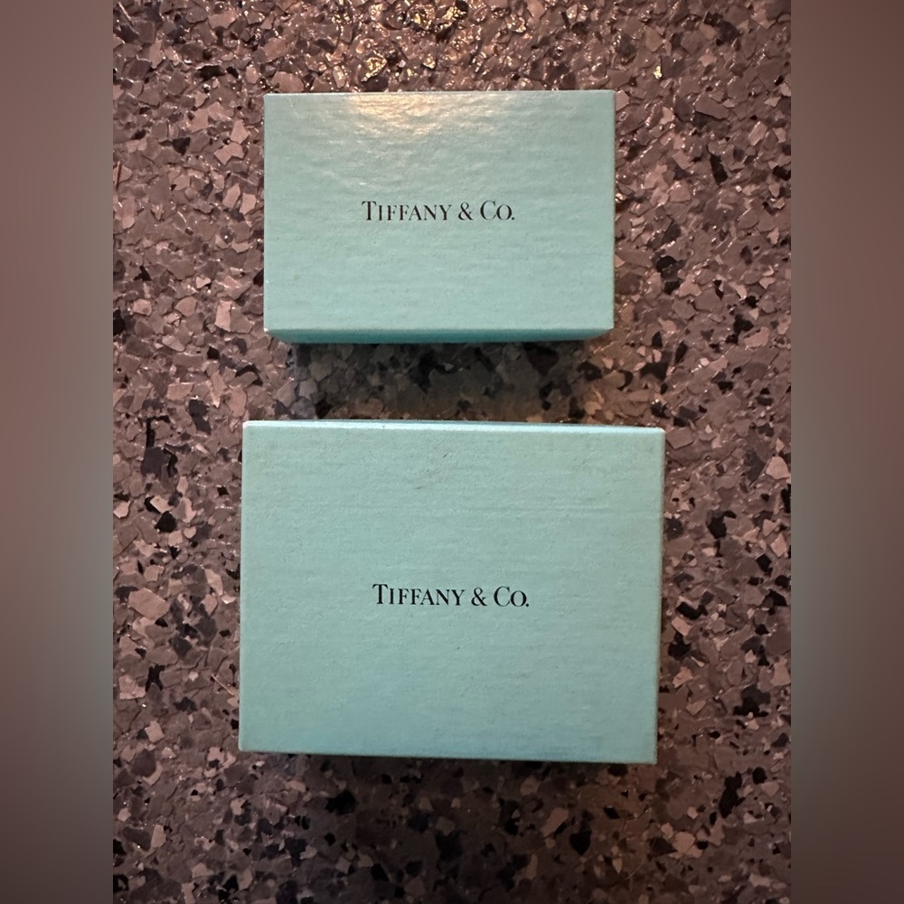 Lot Of 2 Tiffany Co Jewelry Boxes & Felt Dust Bags Luxury Blue